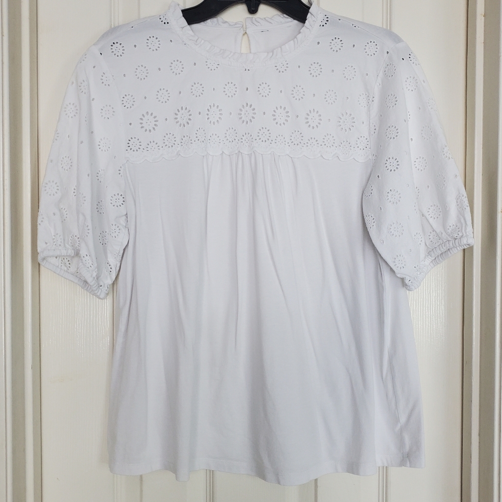 Cottagecore Eyelet Puff Sleeve Top White Ruffle Neck Medium Feminine Casual - Picture 2 of 5